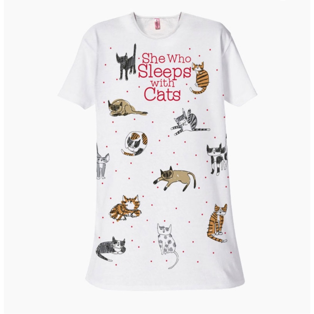 She Who Sleeps with Cats sleep shirt + bag